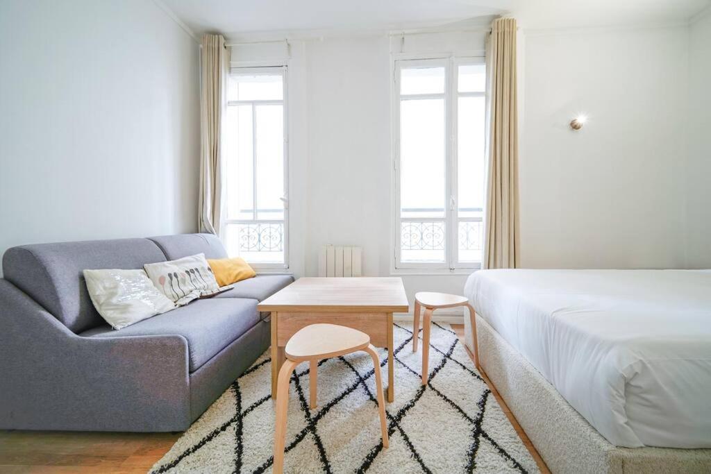Studio Buttes-chaumont - Hautpoul - Iii